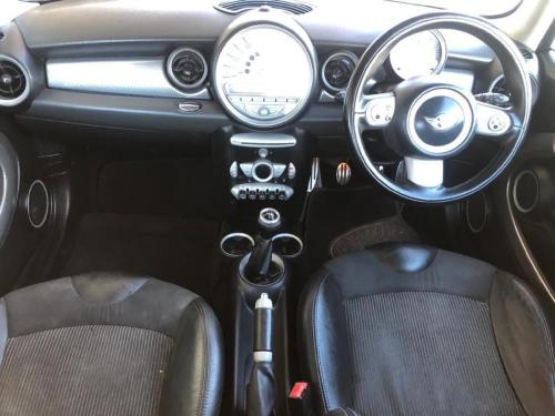 2009-MINI-Coupe-Cooper-S