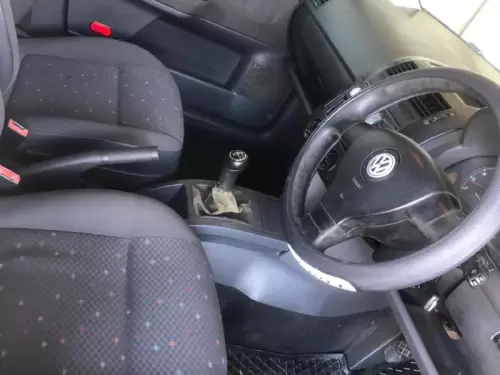 2009-Volkswagen-Polo-Classic-16-Comfortline (12)