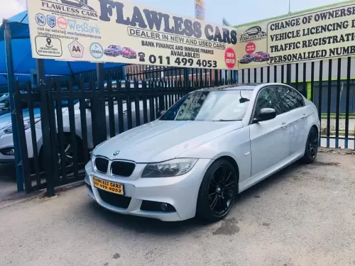 2010-BMW-3-Series-320i-Exclusive (6)