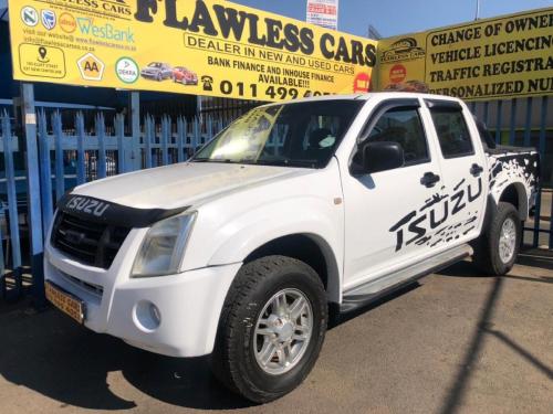 2010-Isuzu-KB-240-LE_6