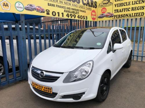 2011-Opel-Corsa-14-Enjoy-5-dr_15