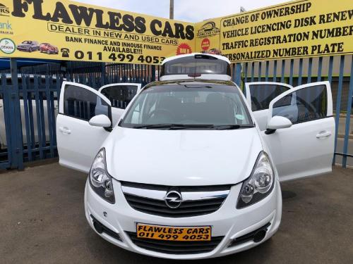 2011-Opel-Corsa-14-Enjoy-5-dr_5