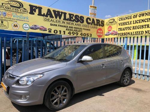 2012-Hyundai-i30-16-GLS-Premium-Auto_2