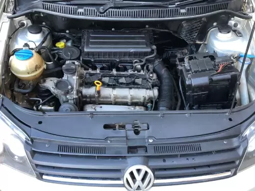 2012-Volkswagen-Polo-Vivo-14-Trendline-5-dr (15)