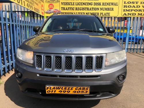 2013-Jeep-Compass-20-Limited_21