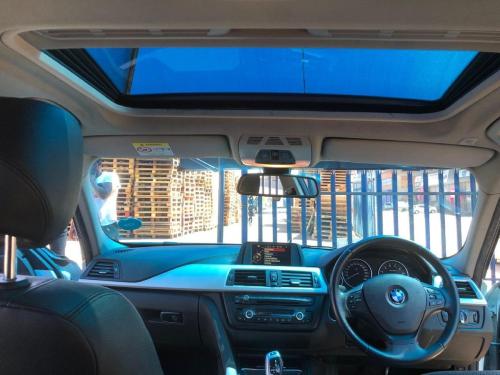 2015-BMW-3-Series-320i-Auto (13)