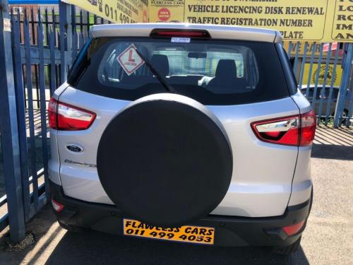 2015-Ford-EcoSport-15-TiVCT-Ambiente_1