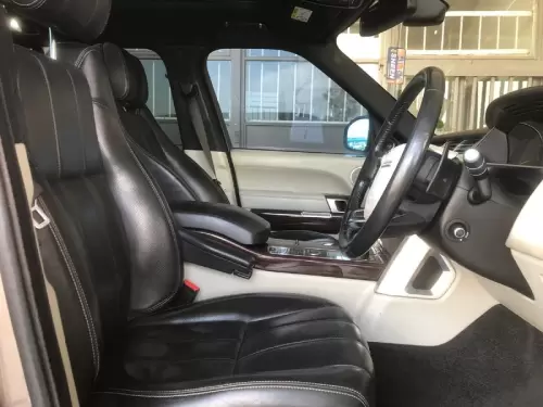 2016-Land-Rover-Range-Rover-44-SD-V8-Vogue-SE (15)