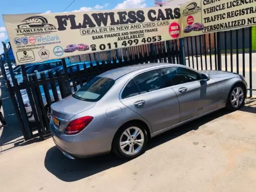 2016-Mercedes-Benz-C-Class-C-200-Auto (2)