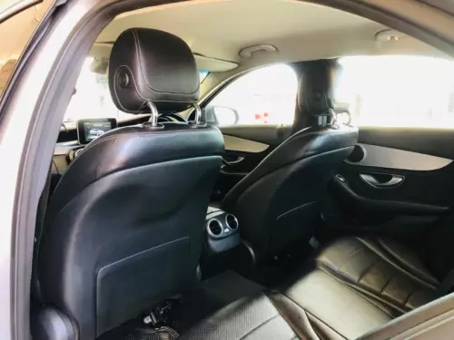 2016-Mercedes-Benz-C-Class-C-200-Auto (20)