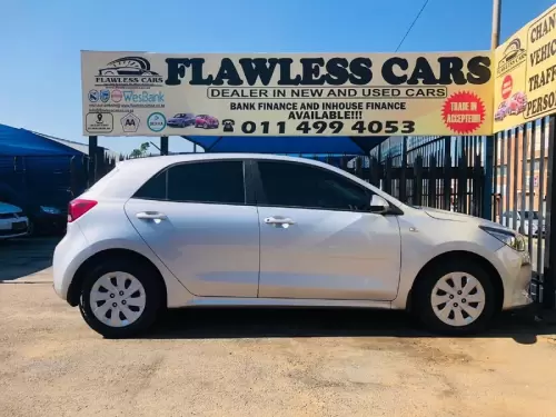 2018-Kia-Rio-12-5-dr