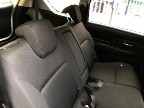 2018-Suzuki-Ertiga-15-GLX_11