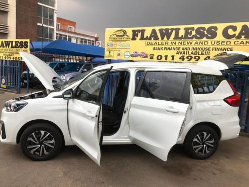 2018-Suzuki-Ertiga-15-GLX_6