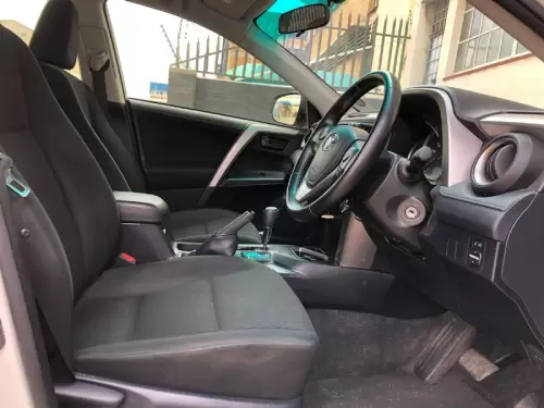2019-Toyota-RAV4-20-GX-Auto (4)
