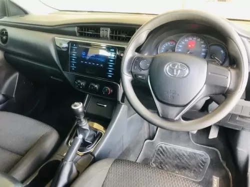 2022-Toyota-Corolla-18-Prestige (15)
