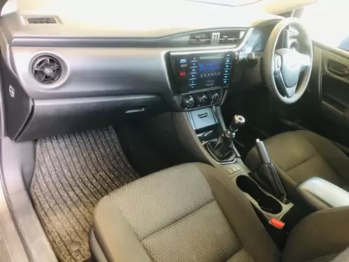 2022-Toyota-Corolla-18-Prestige (24)